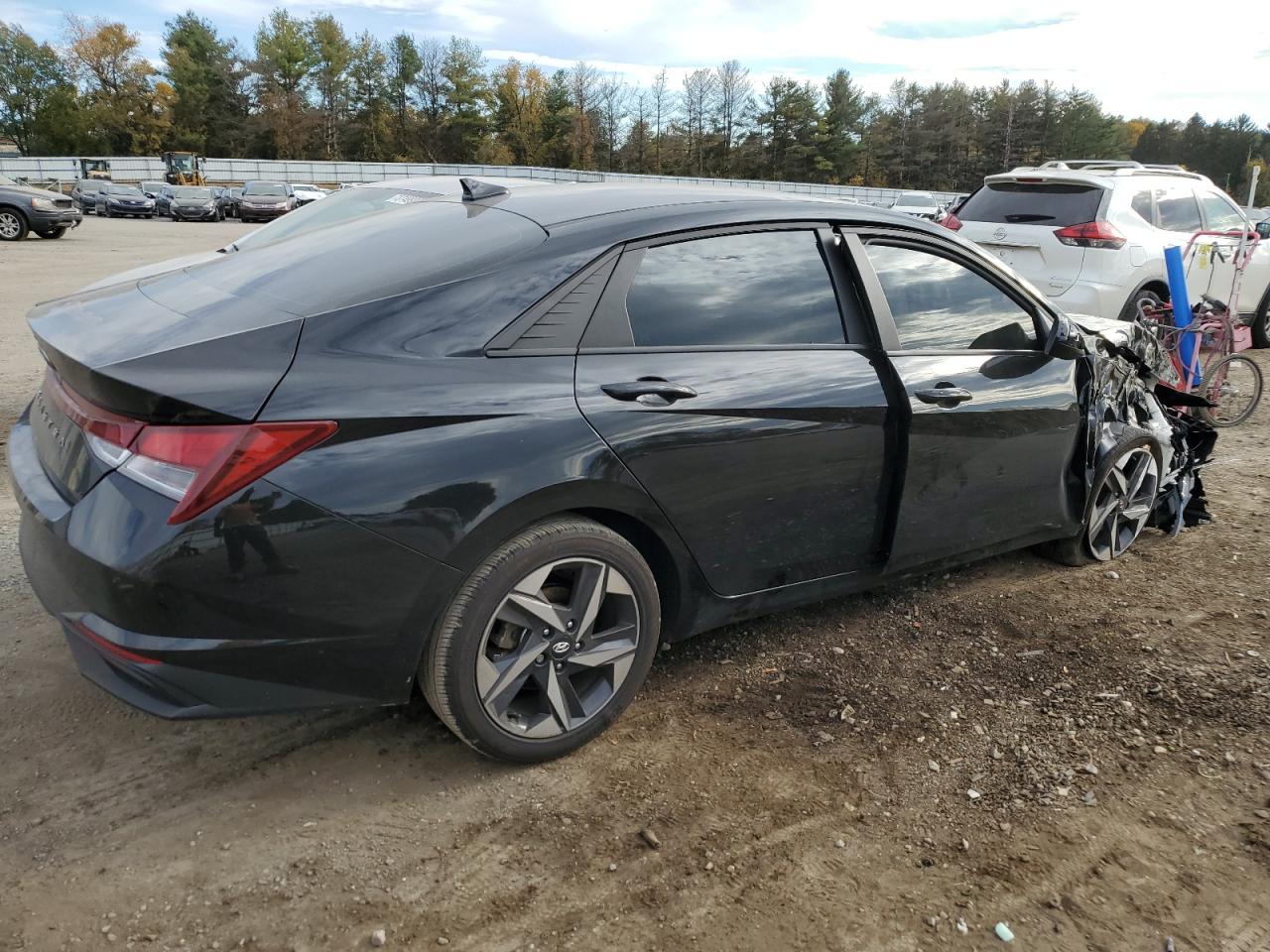 Obraz 3 z 2023 HYUNDAI ELANTRA SEL 2023 z VIN KMHLS4AGXPU411253