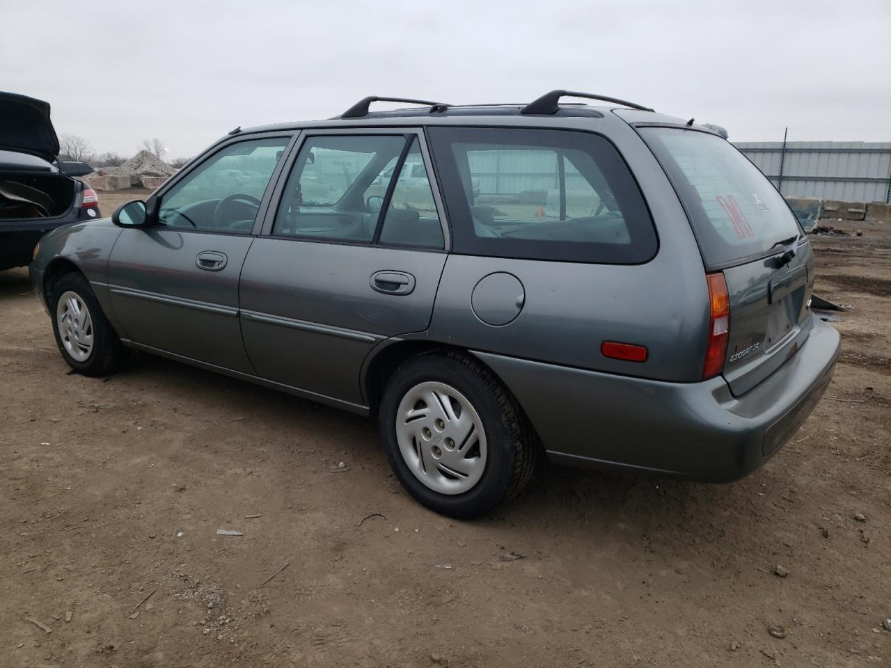 Obraz 2 z 1998 FORD ESCORT SE 1998 z VIN 3FAFP15P2WR204055