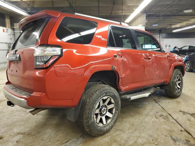 Obraz 3 z 2018 TOYOTA 4RUNNER SR5/SR5 PREMIUM 2018 z VIN JTEBU5JR3J5600034