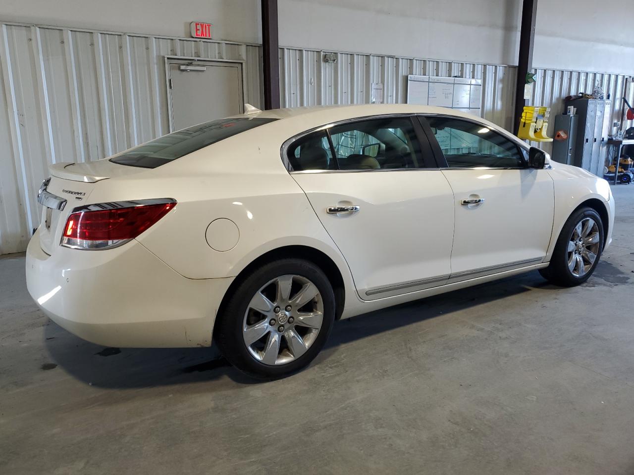 Obraz 3 z 2011 BUICK LACROSSE CXL 2011 z VIN 1G4GC5EC7BF132366