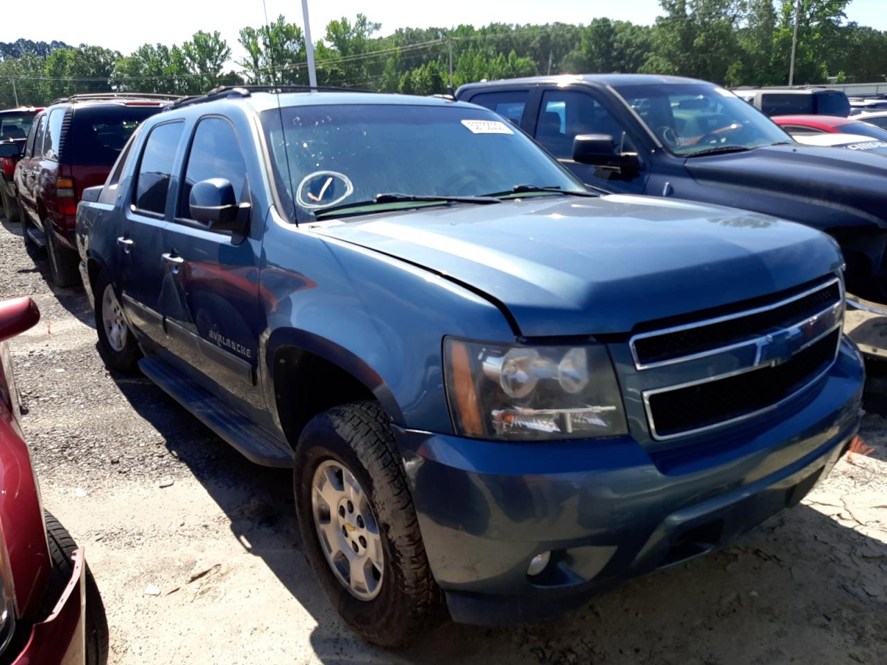 2011 CHEVROLET AVALANCHE LT 2011 image