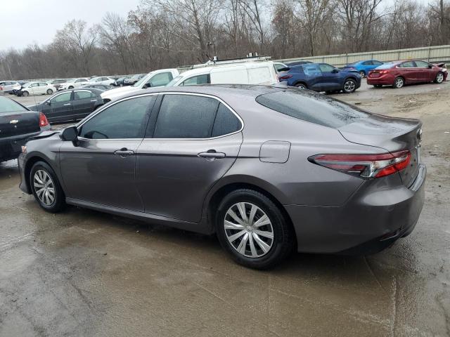 Image 2 of 2022 TOYOTA CAMRY LE 2022 with VIN 4T1C31AK8NU041918