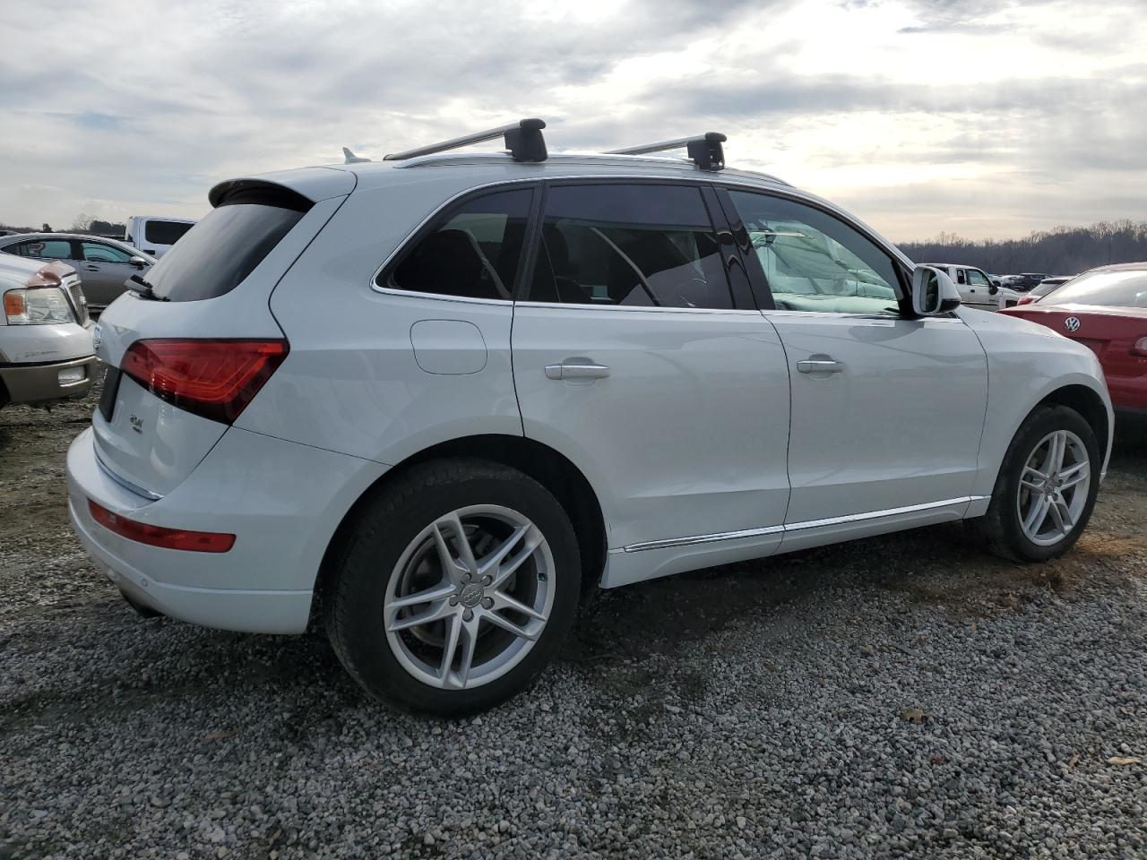 Изображение 3 2015 AUDI Q5 PREMIUM PLUS 2015 с VIN WA1LFAFP7FA018076