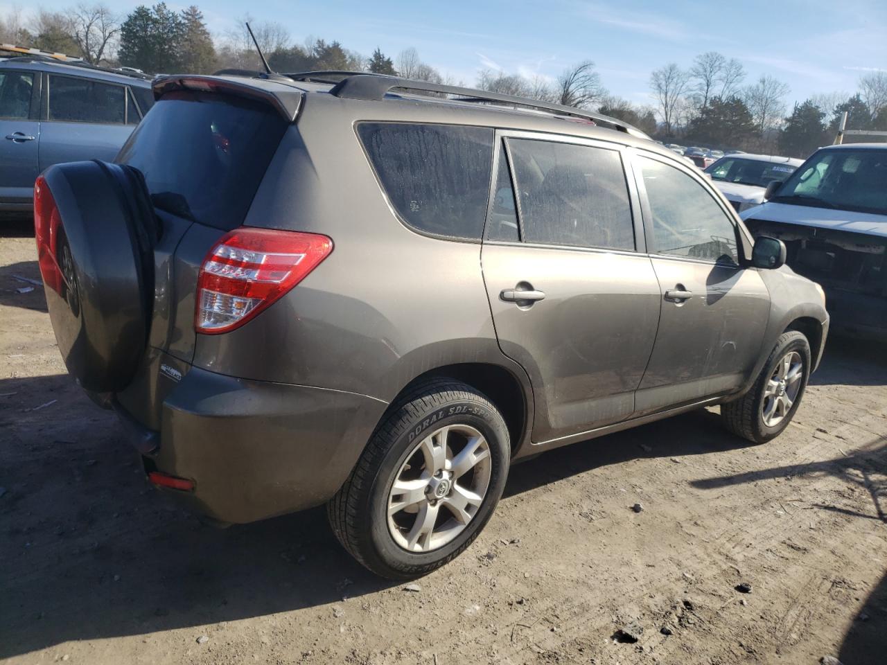 Obraz 3 z 2012 TOYOTA RAV4  2012 z VIN JTMZF4DV1C5047211