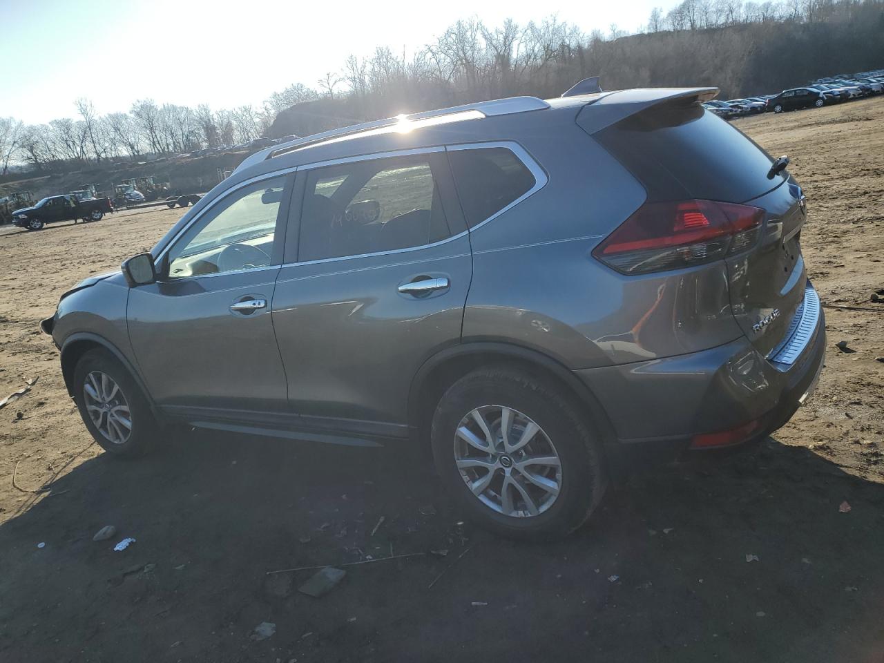 Изображение 2 2018 NISSAN ROGUE S 2018 с VIN KNMAT2MV5JP532995