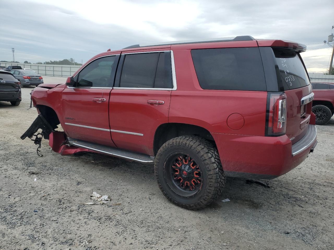 Изображение 2 2015 GMC YUKON DENALI 2015 с VIN 1GKS2CKJ3FR680253