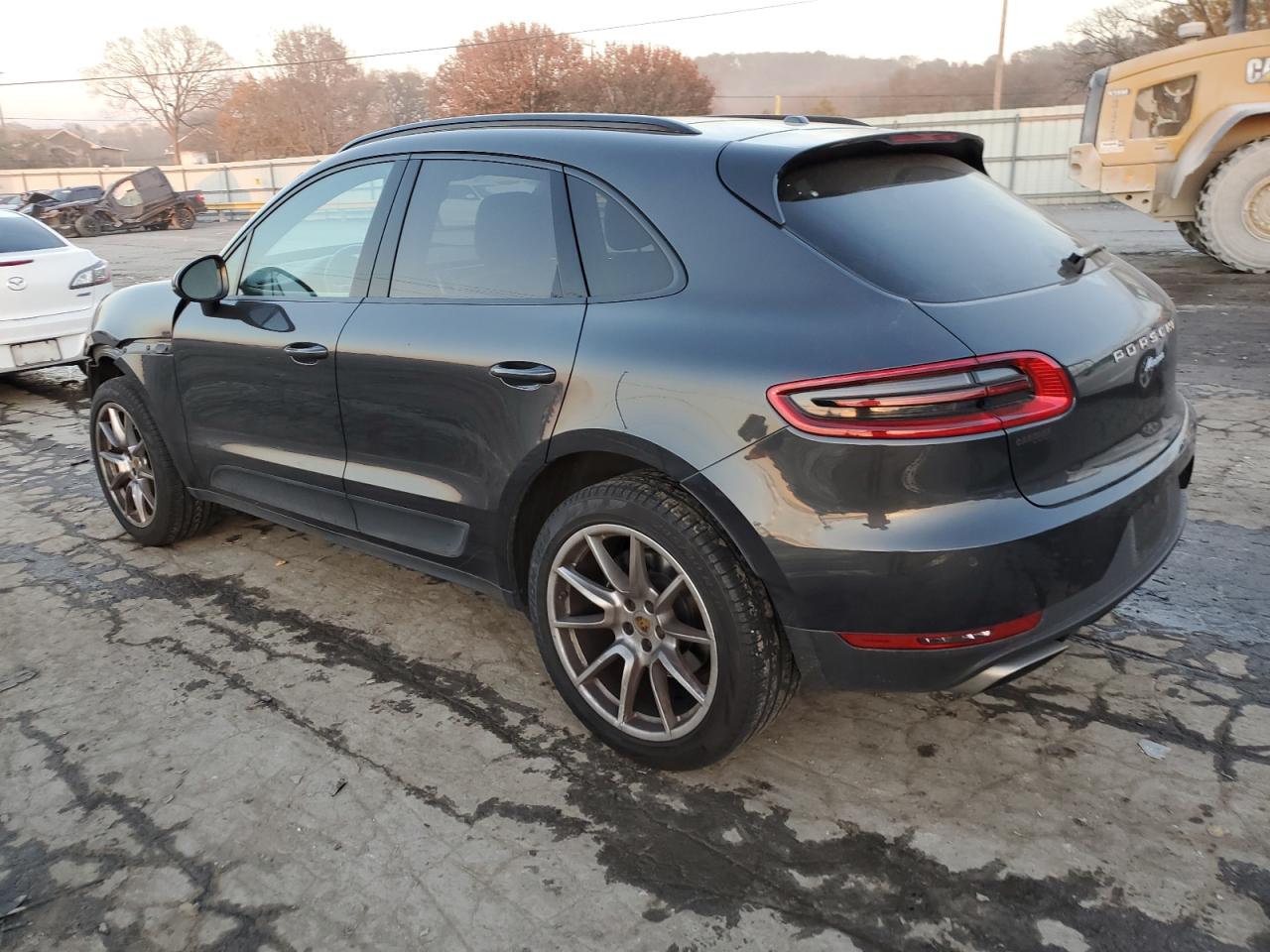 Image 2 of 2018 PORSCHE MACAN  2018 with VIN WP1AA2A57JLB08010