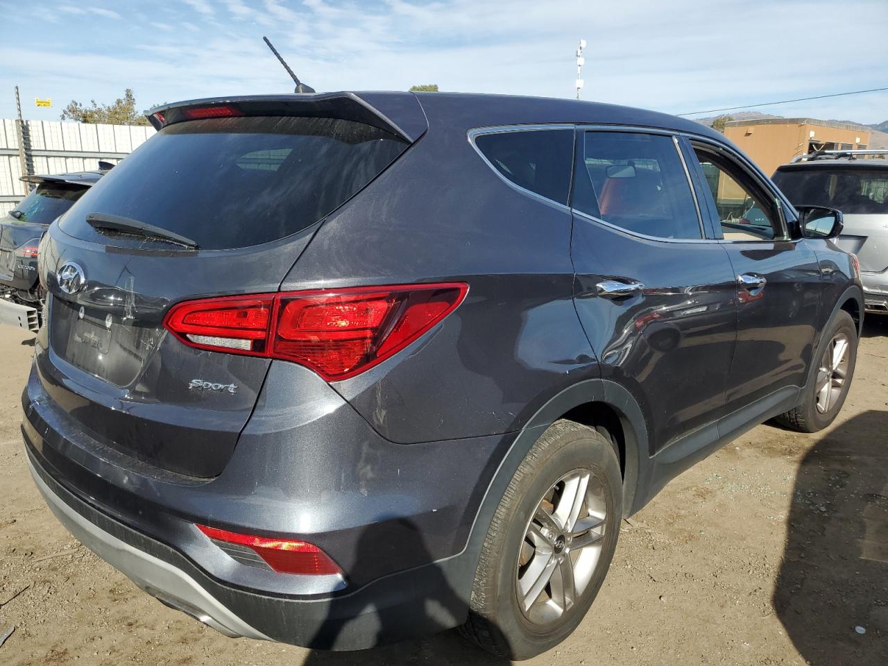 Obraz 3 z 2018 HYUNDAI SANTA FE SPORT  2018 z VIN 5XYZT3LB0JG569214