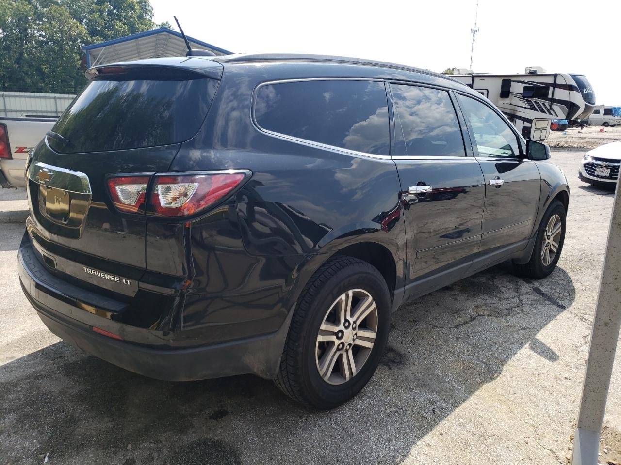 Obraz 3 z 2016 CHEVROLET TRAVERSE LT 2016 z VIN 1GNKRHKD7GJ199279