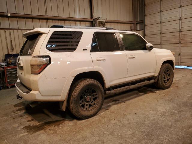 Obraz 3 z 2020 TOYOTA 4RUNNER SR5/SR5 PREMIUM 2020 z VIN JTEBU5JR6L5826085