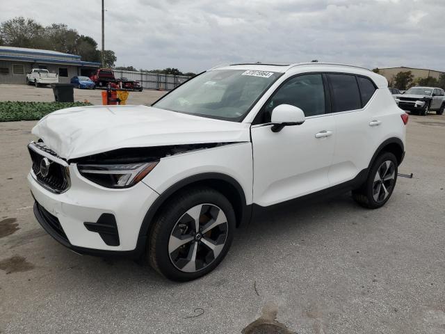 Image 1 of 2024 VOLVO XC40 CORE 2024 with VIN YV4L12UK5R2227992