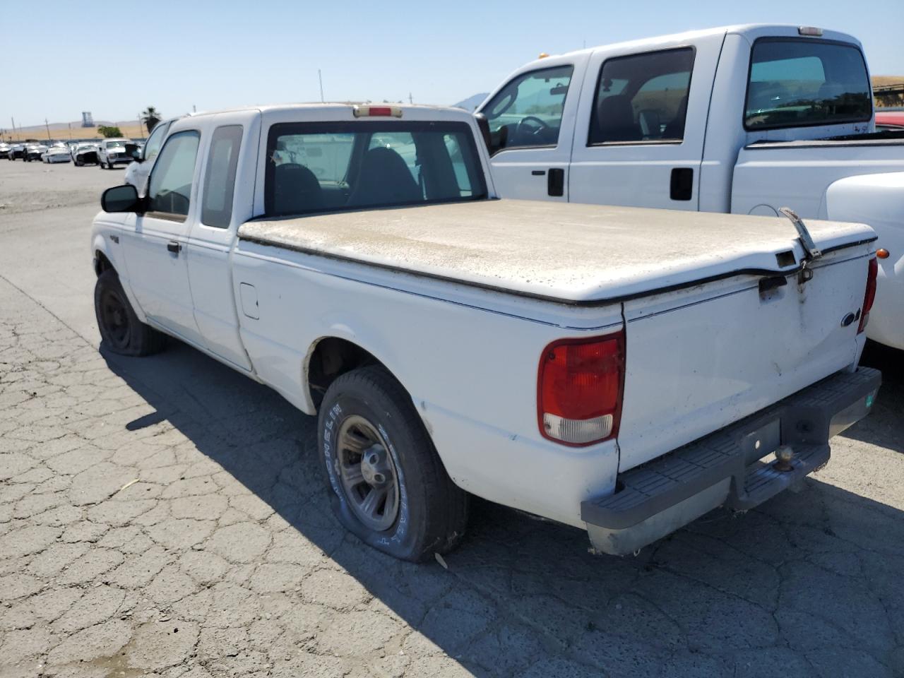 Image 2 of 2000 FORD RANGER SUPER CAB 2000 with VIN 1FTYR14V8YPB04498