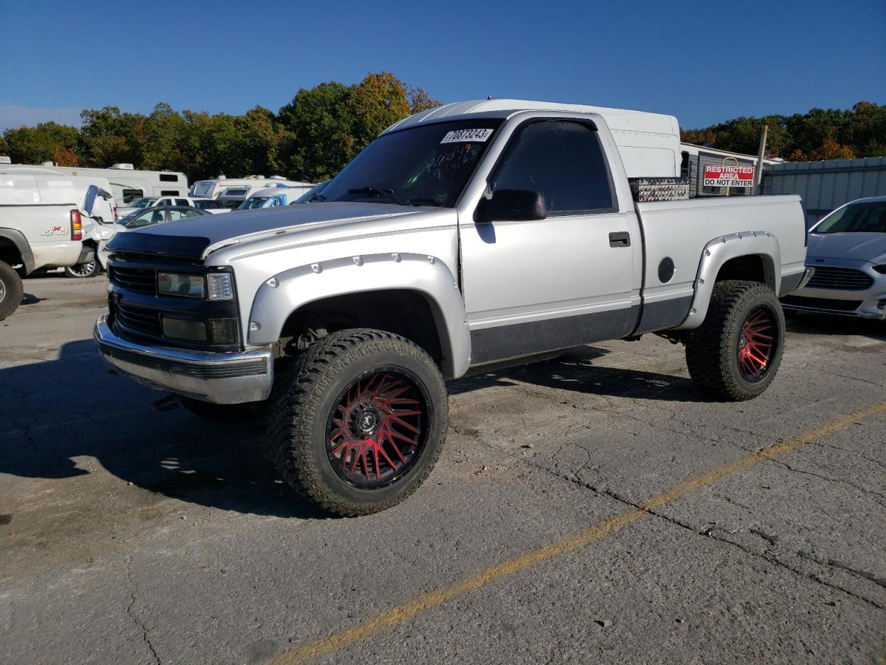 Image 1 of 1997 CHEVROLET GMT-400 K1500 1997 with VIN 1GCEK14R8VZ187148