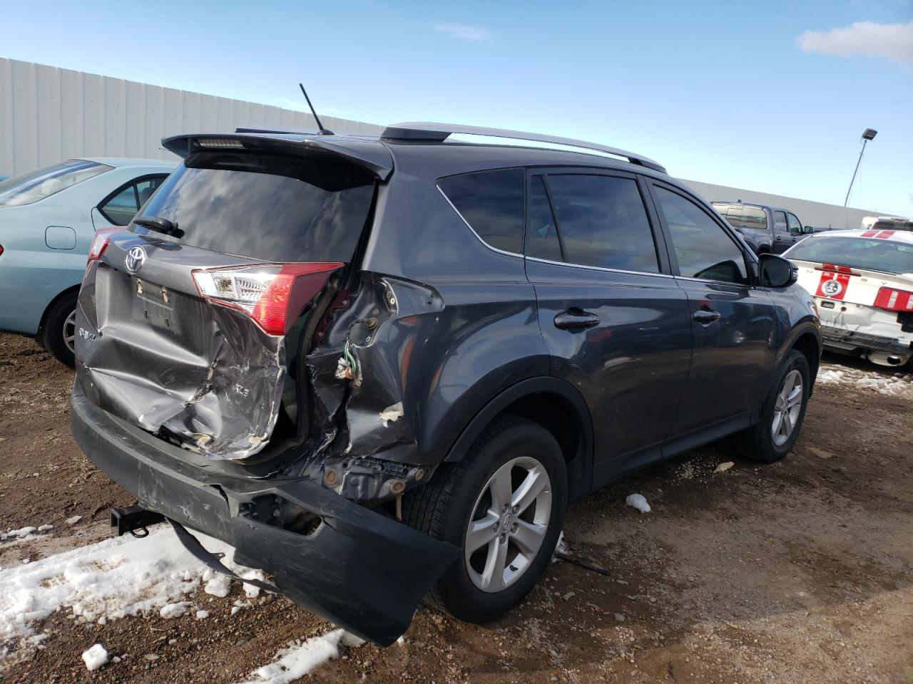 Image 3 of 2013 TOYOTA RAV4 XLE 2013 with VIN JTMWFREV6D5004127