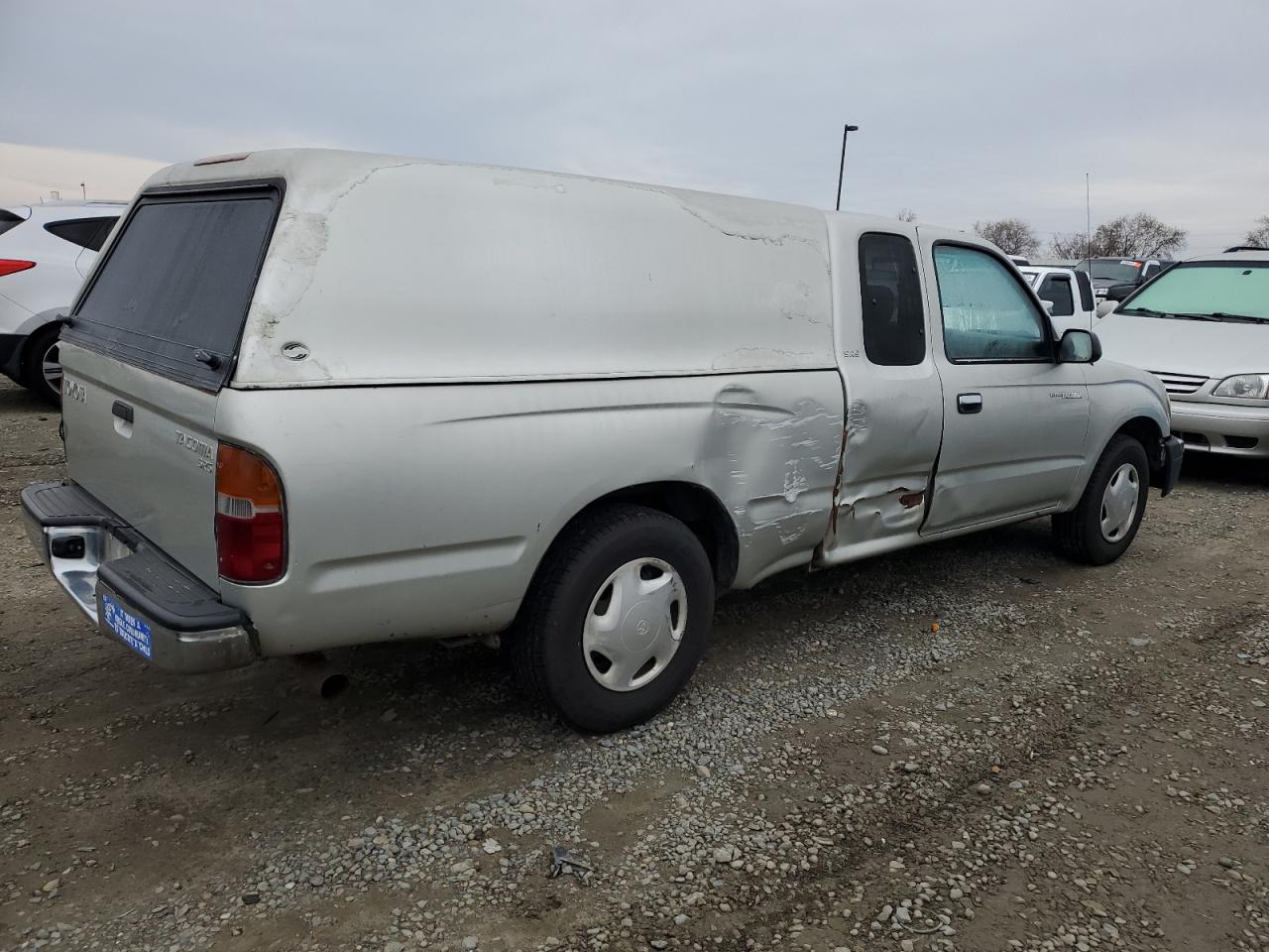 Obraz 3 z 2000 TOYOTA TACOMA XTRACAB 2000 z VIN 4TAVL52N3YZ647143