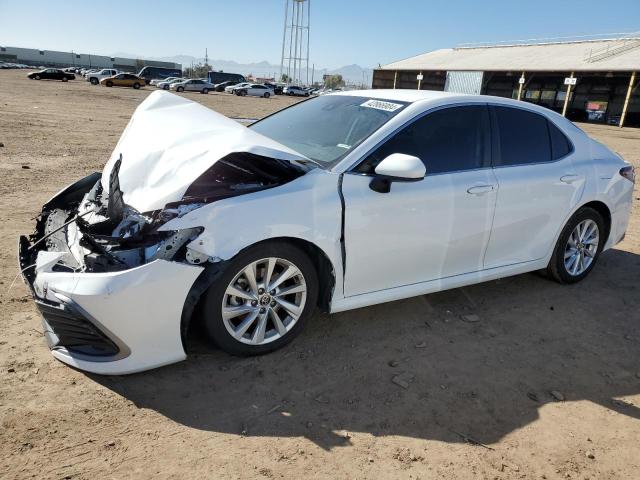 Obraz 1 z 2023 TOYOTA CAMRY LE 2023 z VIN 4T1C11AK4PU774900