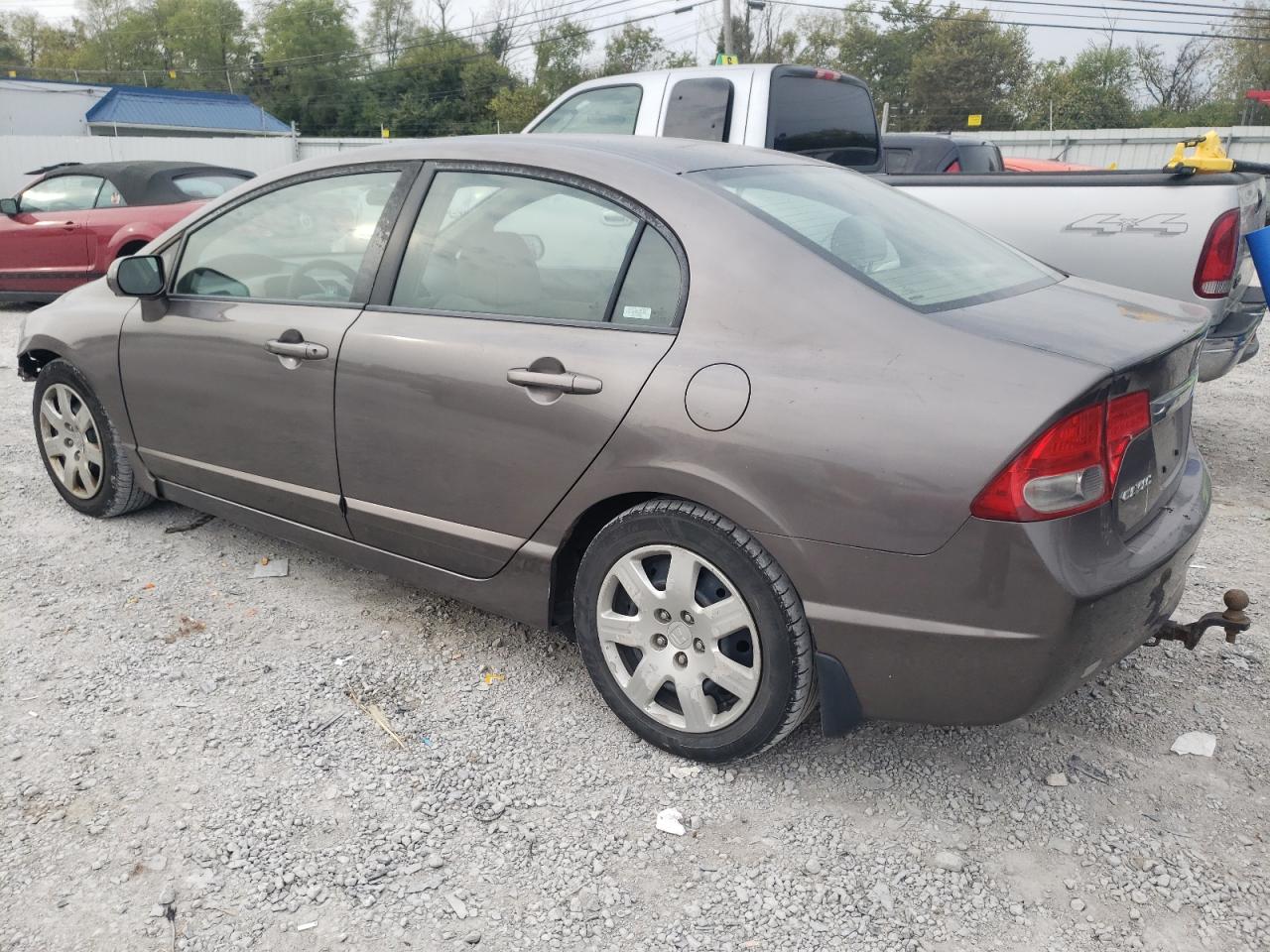 Obraz 2 z 2009 HONDA CIVIC LX 2009 z VIN 19XFA16519E001601