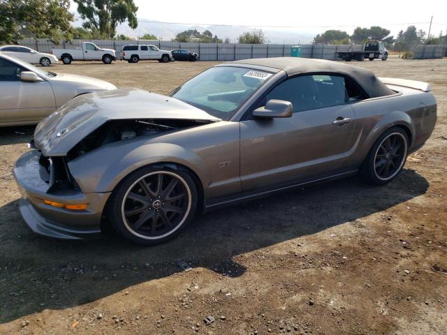 Obraz 1 z 2005 FORD MUSTANG GT 2005 z VIN 1ZVFT85H455252176
