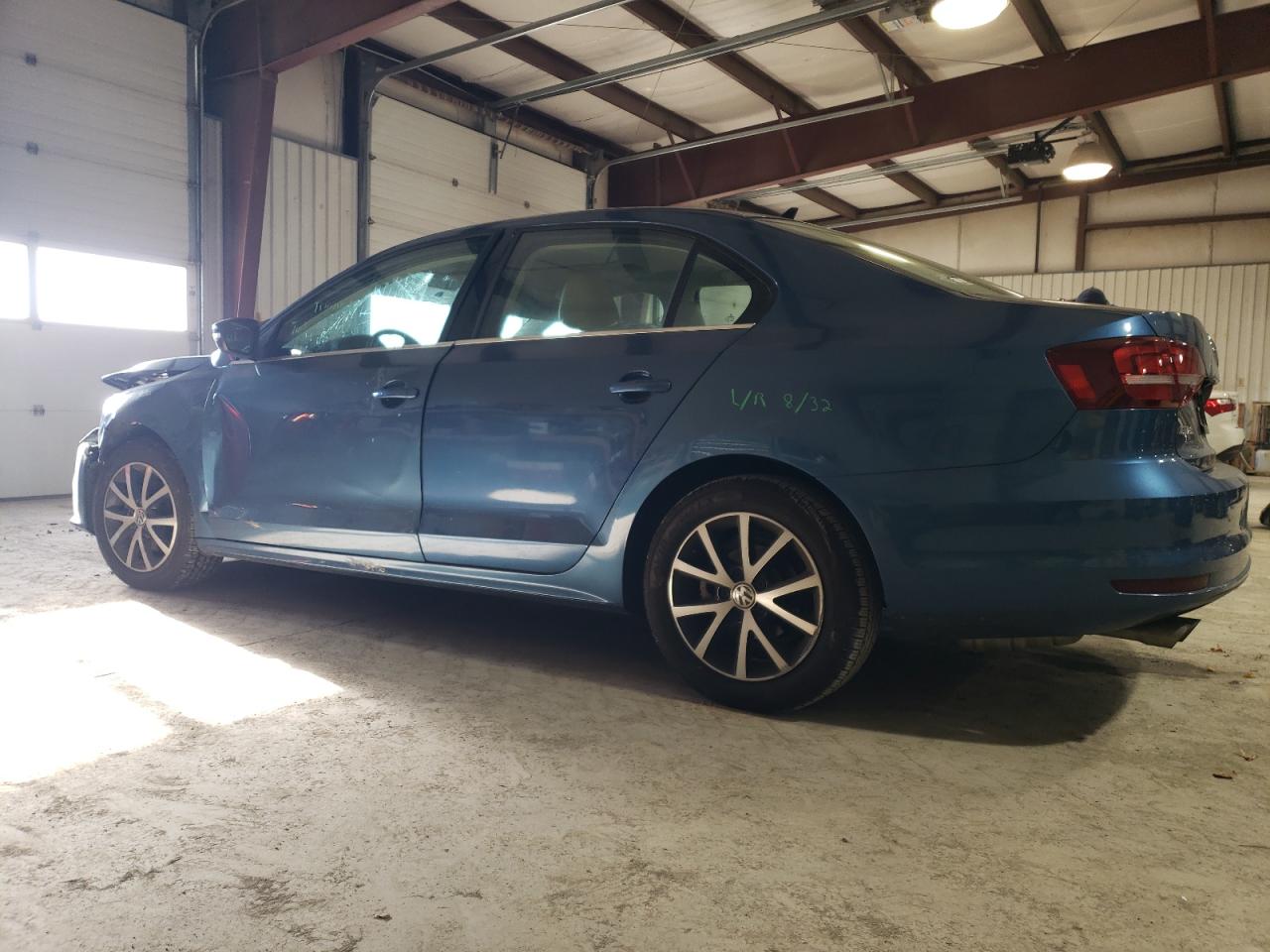 Image 2 of 2017 VOLKSWAGEN JETTA SE 2017 with VIN 3VWDB7AJ7HM223671