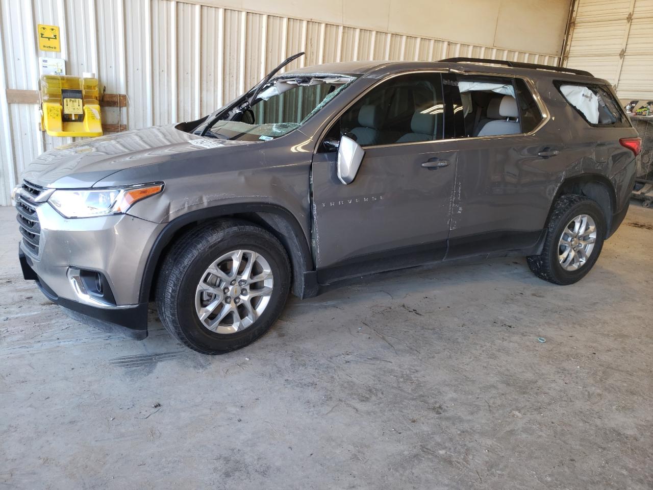 Изображение 1 2019 CHEVROLET TRAVERSE LT 2019 с VIN 1GNERGKW6KJ231902