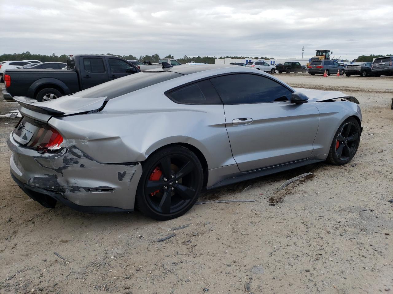 Image 3 of 2022 FORD MUSTANG  2022 with VIN 1FA6P8TH8N5108517