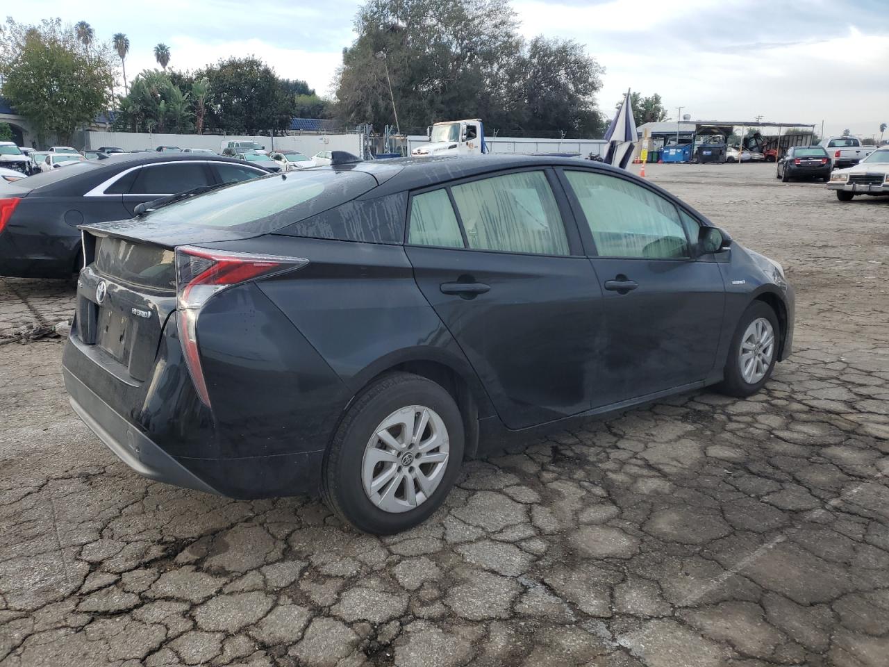 Изображение 3 2017 TOYOTA PRIUS  2017 с VIN JTDKBRFU7H3024775
