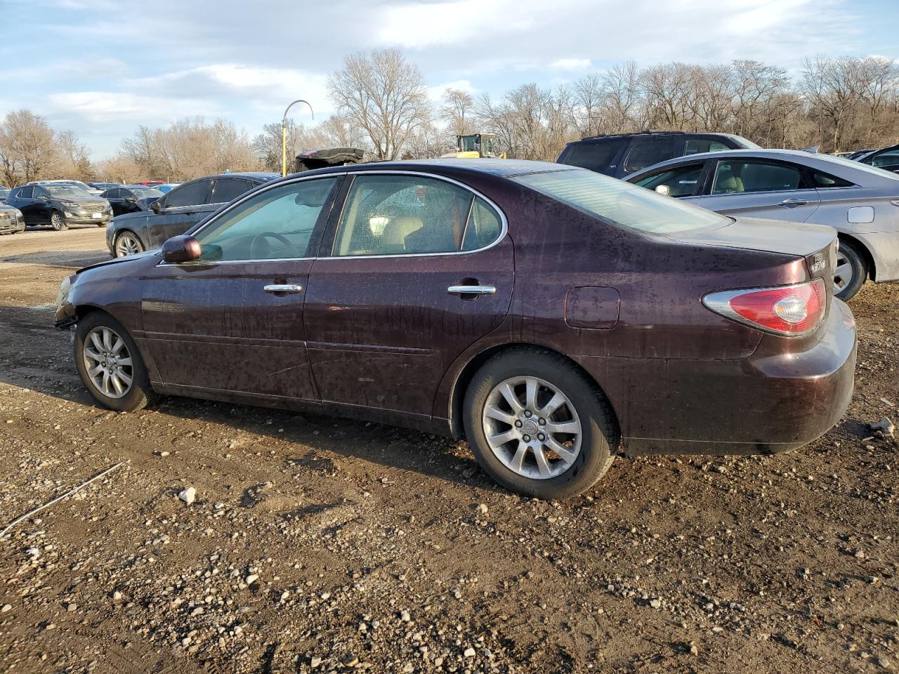 Image 2 of 2002 LEXUS ES 300 2002 with VIN JTHBF30G220071059
