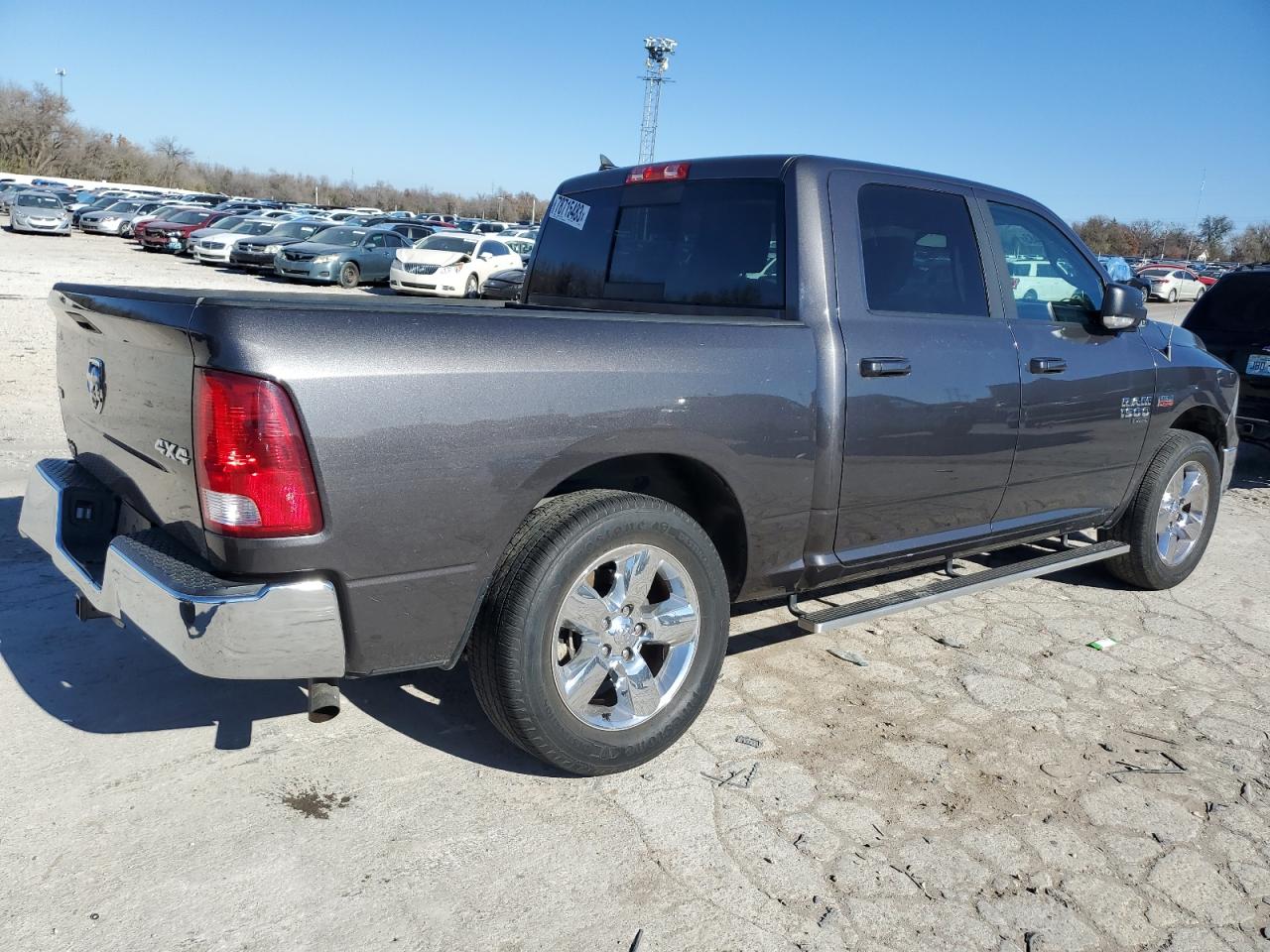 Image 3 of 2019 RAM 1500 CLASSIC SLT 2019 with VIN 1C6RR7LT1KS644830