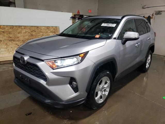 Image 1 of 2019 TOYOTA RAV4 XLE 2019 with VIN 2T3P1RFV5KC027472