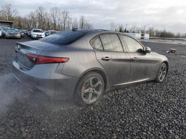 Image 3 of 2017 ALFA ROMEO GIULIA TI Q4 2017 with VIN ZARFAEEN4H7556801