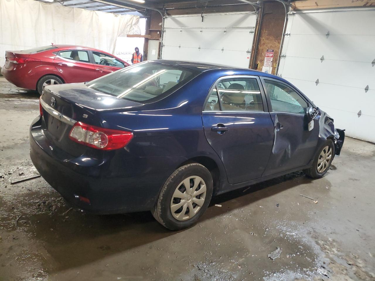 Изображение 3 2011 TOYOTA COROLLA BASE 2011 с VIN 2T1BU4EE7BC546439