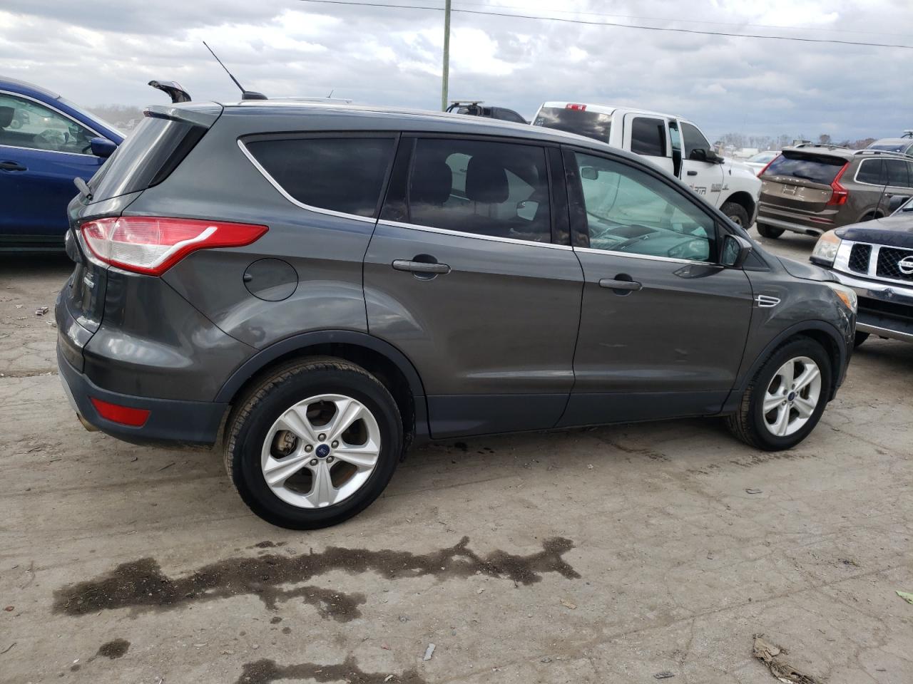 Obraz 3 z 2016 FORD ESCAPE SE 2016 z VIN 1FMCU9GX1GUB69385