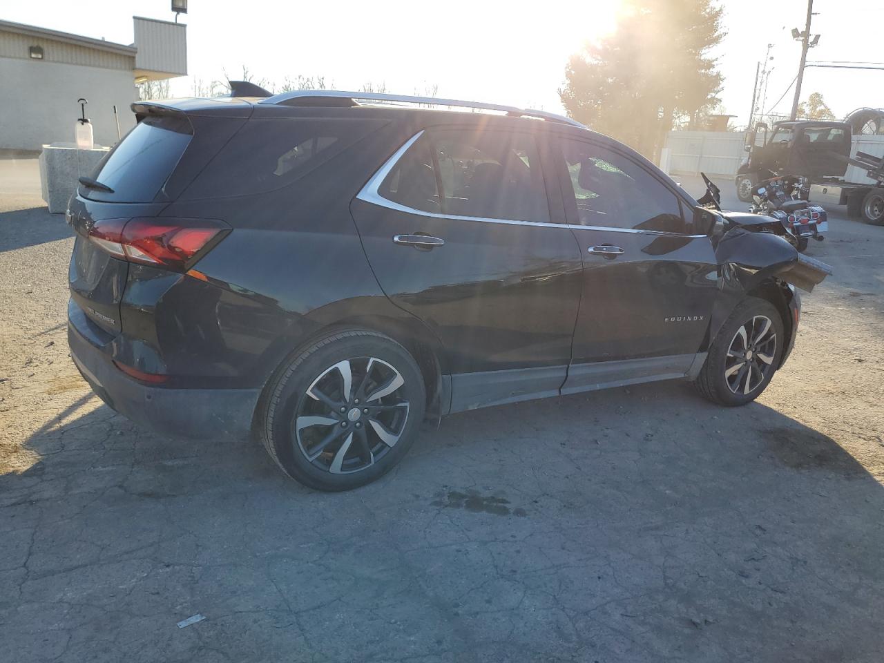 Image 3 of 2023 CHEVROLET EQUINOX PREMIER 2023 with VIN 3GNAXXEGXPL175293