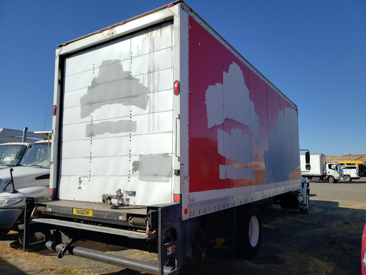 Obraz 3 z 2006 INTERNATIONAL 4000 4200 2006 z VIN 1HTMPAFM16H224985