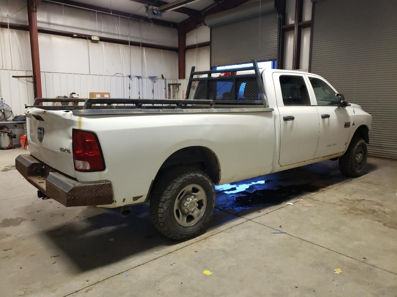 Image 3 of 2011 DODGE RAM 3500  2011 with VIN 3D73Y3CL2BG635898