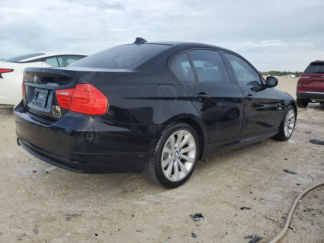 Изображение 3 2011 BMW 328 I 2011 с VIN WBAPH7C53BE678011