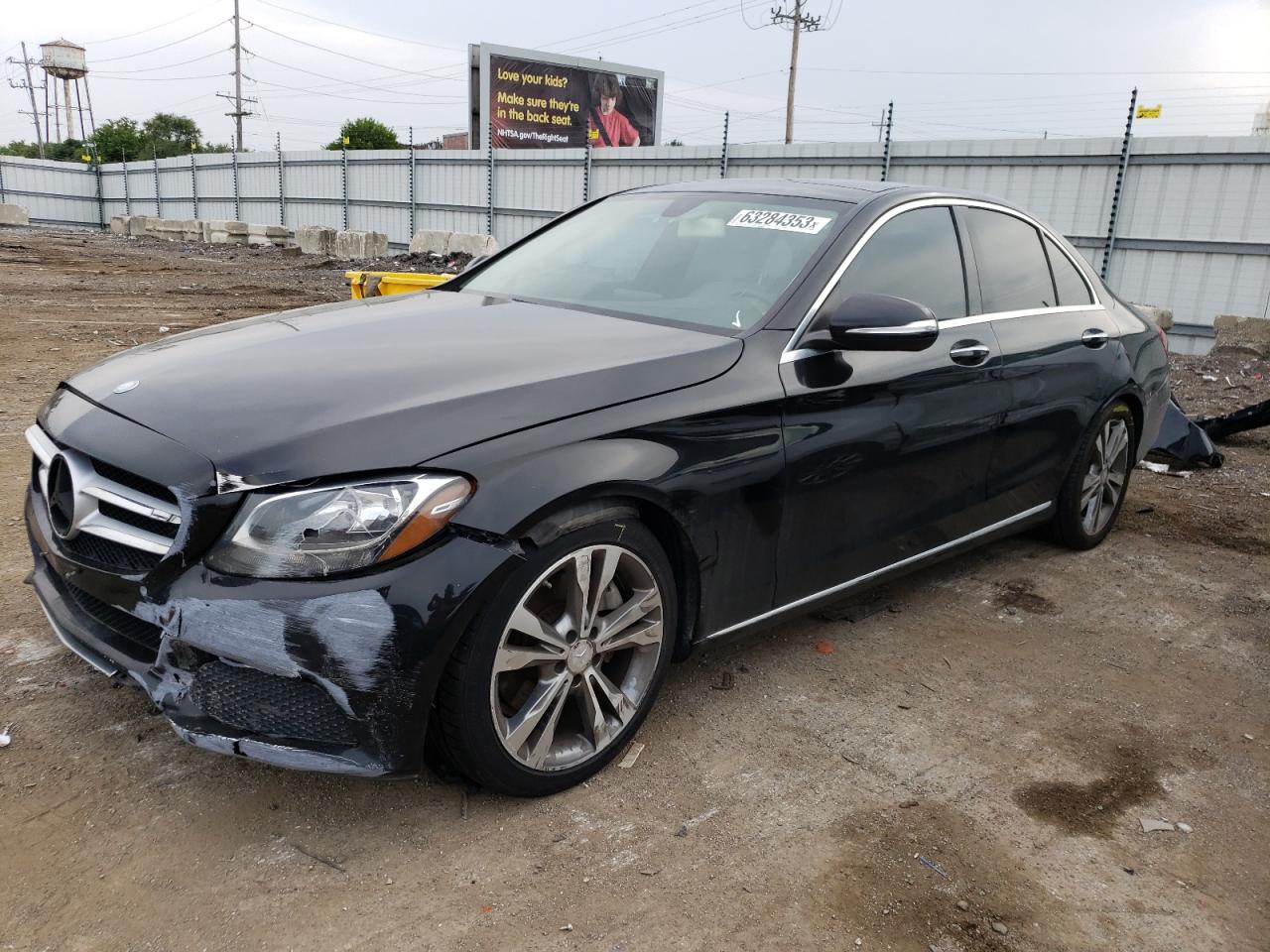 Изображение 1 2015 MERCEDES-BENZ C 300 2015 с VIN 55SWF4JB4FU072960