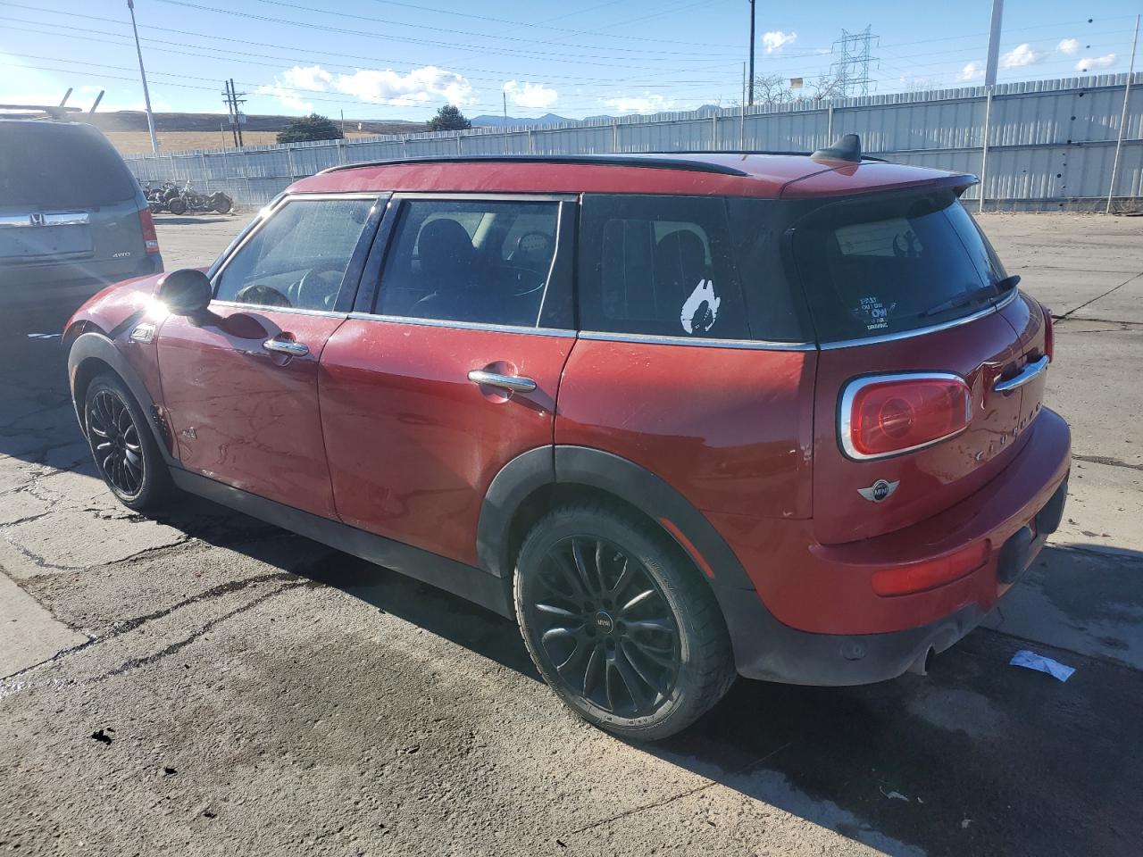 Image 2 of 2018 MINI COOPER CLUBMAN ALL4 2018 with VIN WMWLU1C52J2F29292