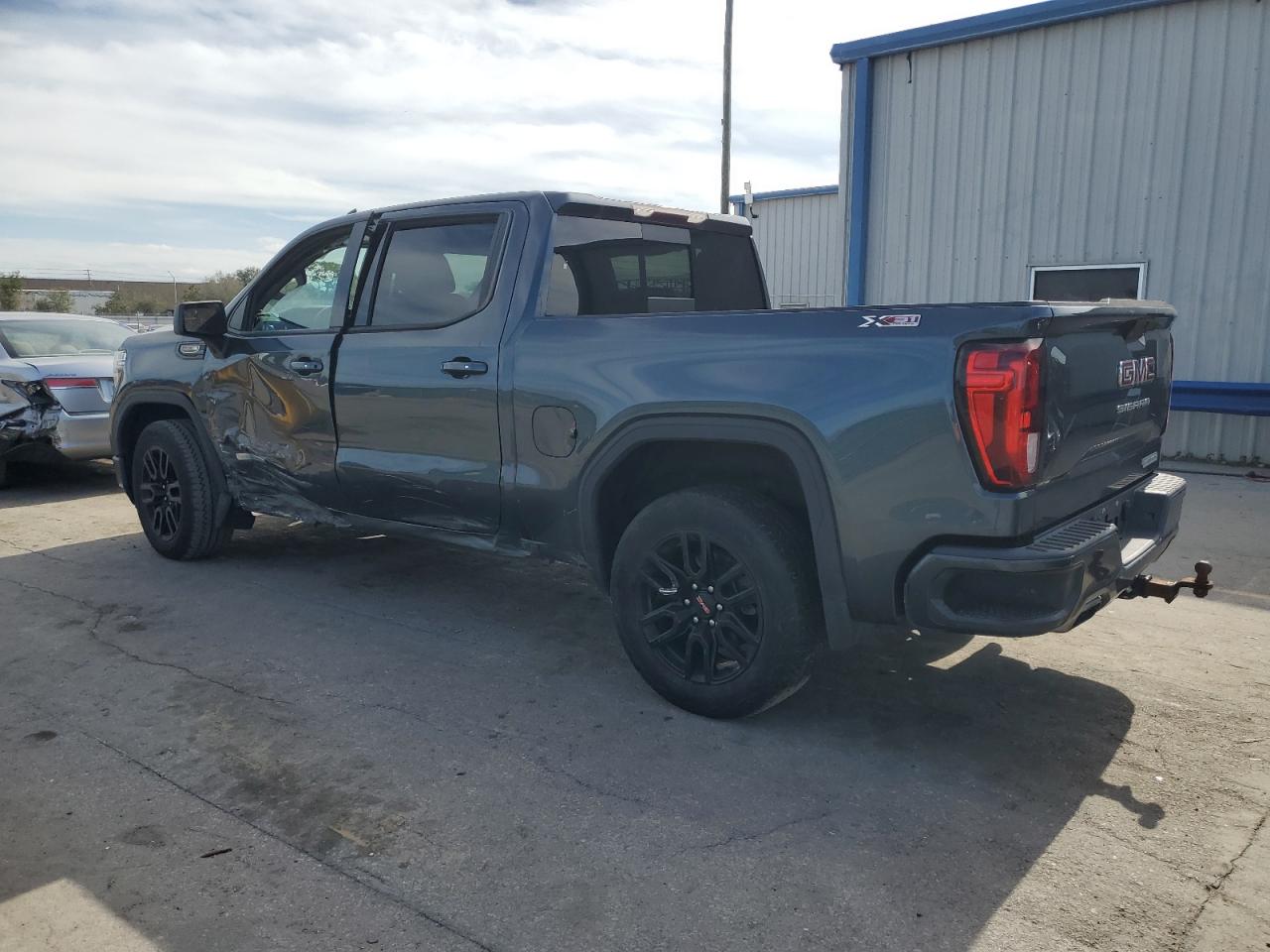 Image 2 of 2020 GMC SIERRA K1500 ELEVATION 2020 with VIN 3GTU9CEDXLG319071