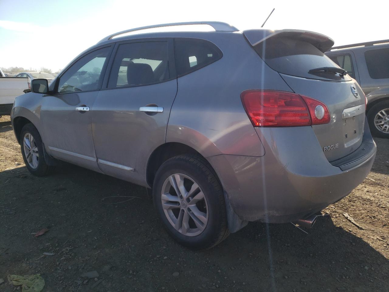Image 2 of 2013 NISSAN ROGUE S 2013 with VIN JN8AS5MV7DW605240