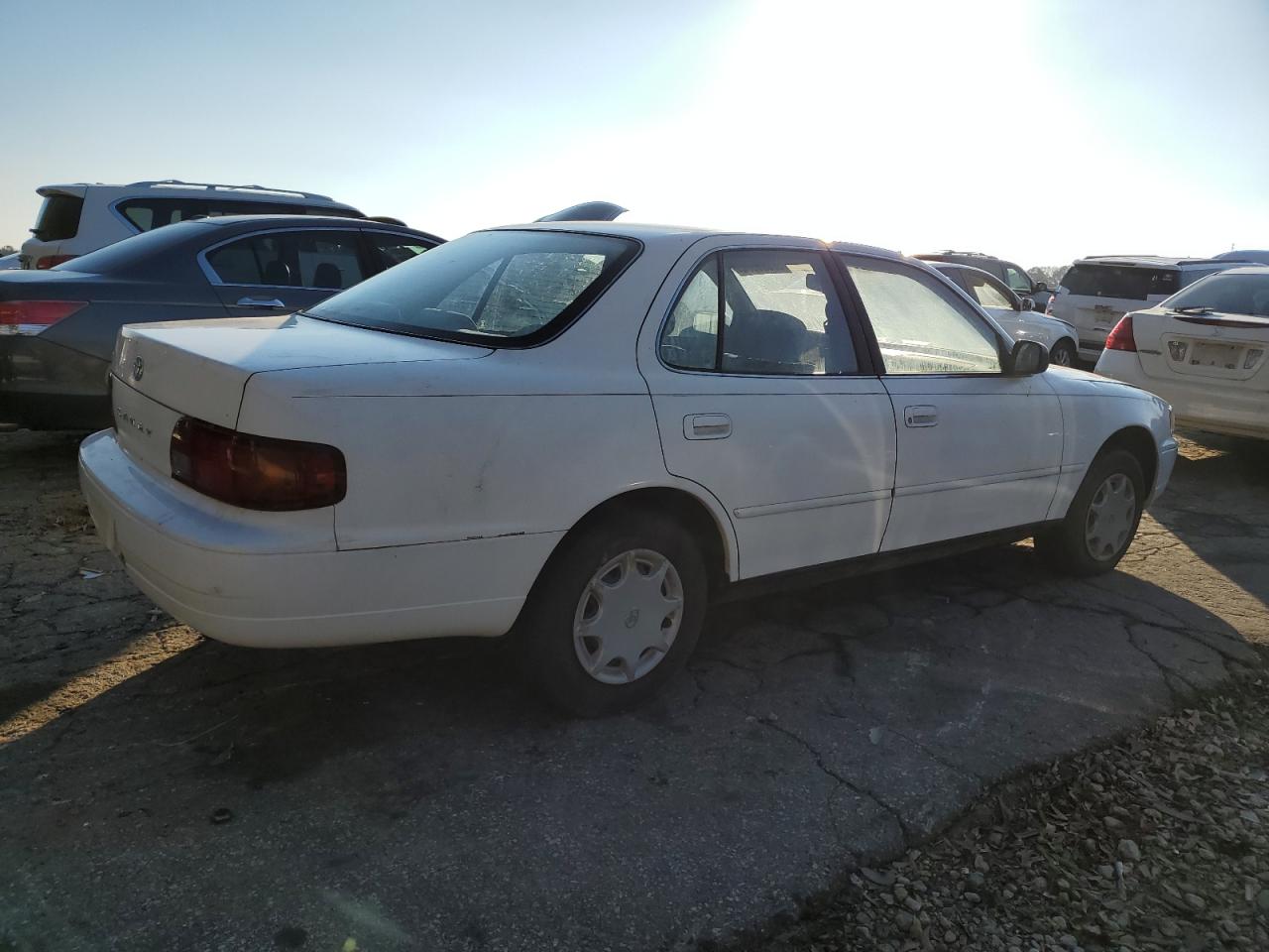 Изображение 3 1995 TOYOTA CAMRY DX 1995 с VIN 4T1SK11E5SU617713