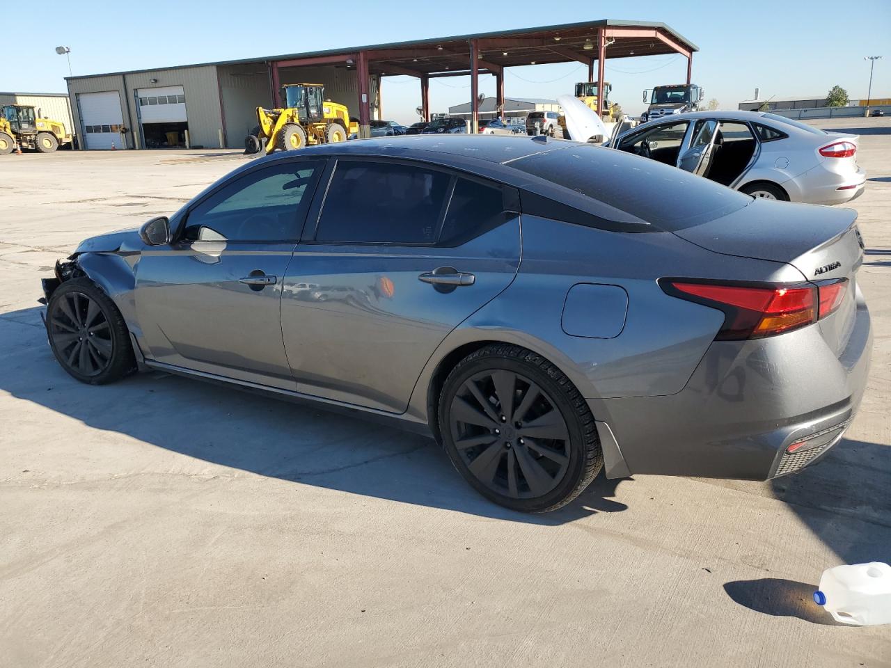 Obraz 2 z 2020 NISSAN ALTIMA SR 2020 z VIN 1N4BL4CV0LC281675