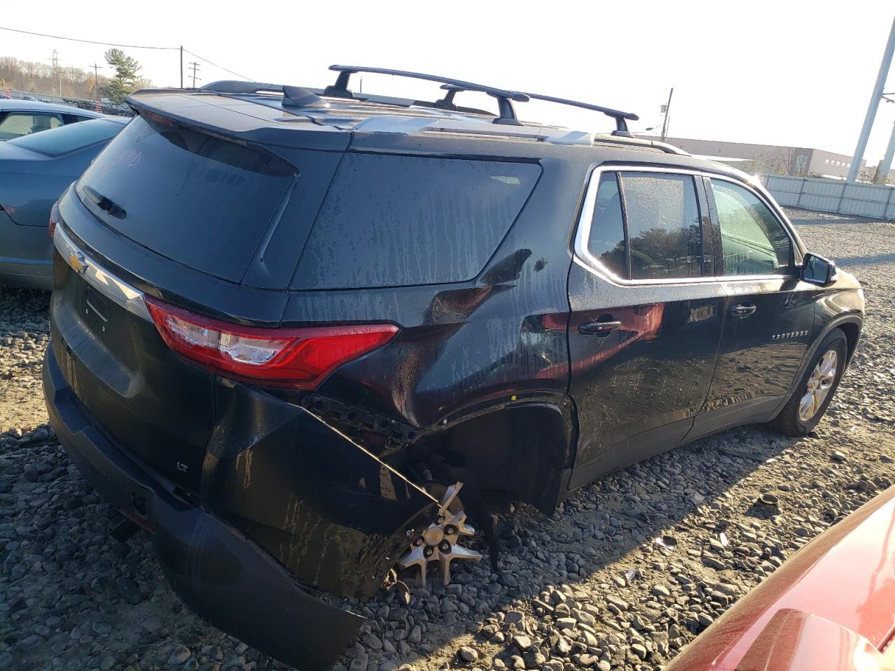Изображение 3 2018 CHEVROLET TRAVERSE LT 2018 с VIN 1GNEVGKW0JJ120479