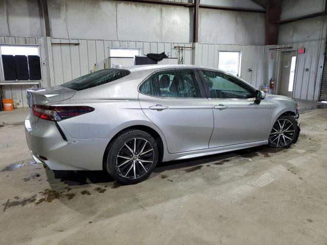 Image 3 of 2021 TOYOTA CAMRY SE 2021 with VIN 4T1G11AK7MU525603