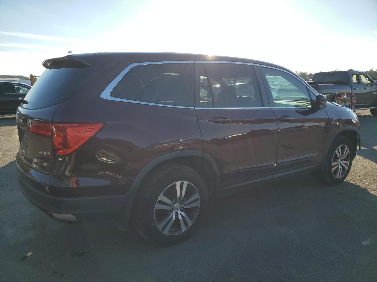 Obraz 3 z 2016 HONDA PILOT EXL 2016 z VIN 5FNYF6H59GB014995