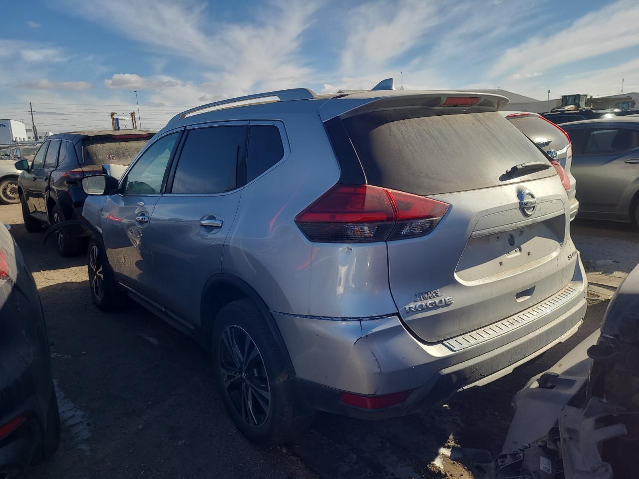 Image 2 of 2017 NISSAN ROGUE SV 2017 with VIN 5N1AT2MV4HC765179