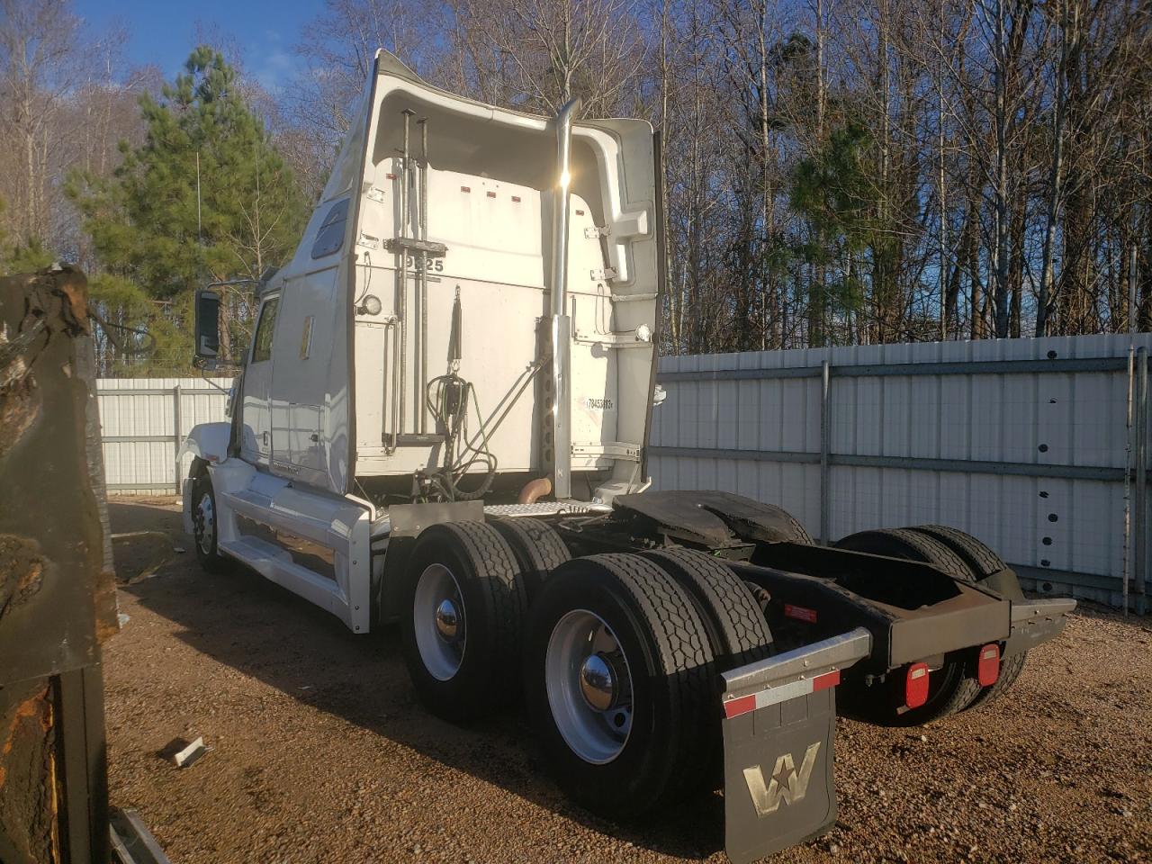 Obraz 3 z 2016 WESTERN STAR/AUTO CAR 5700 XE  2016 z VIN 5KJJBHD58GLHE4636
