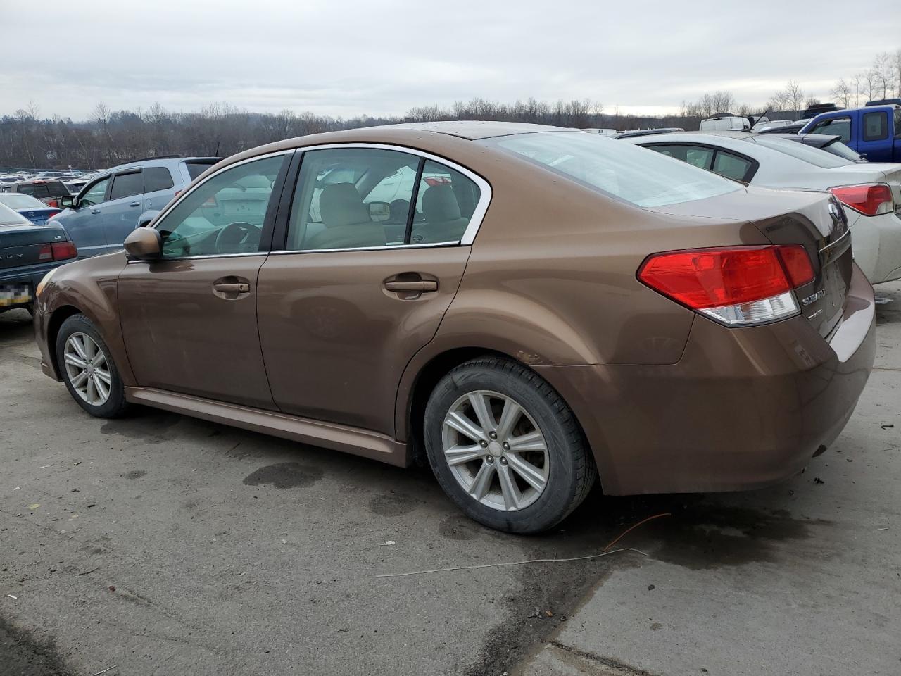 Obraz 2 z 2011 SUBARU LEGACY 2.5I PREMIUM 2011 z VIN 4S3BMBC66B3211472