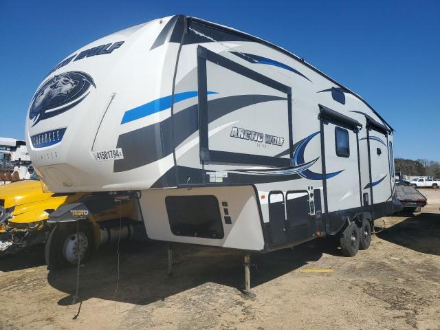 Изображение 2 2018 WILDWOOD ARCTIC WOL 2018 с VIN 5ZT3CKVBXJ2700980