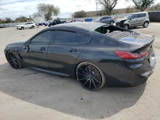 Obraz 2 z 2021 BMW M8  2021 z VIN WBSGV0C06MCG43660